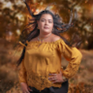 Meet your Posher, Thais